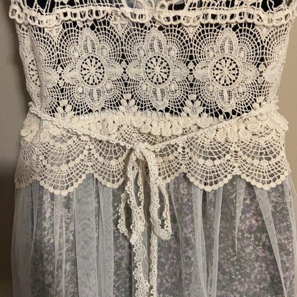 NWT Pinkyotto Crochet and Netting Dress - Picture 8 of 13